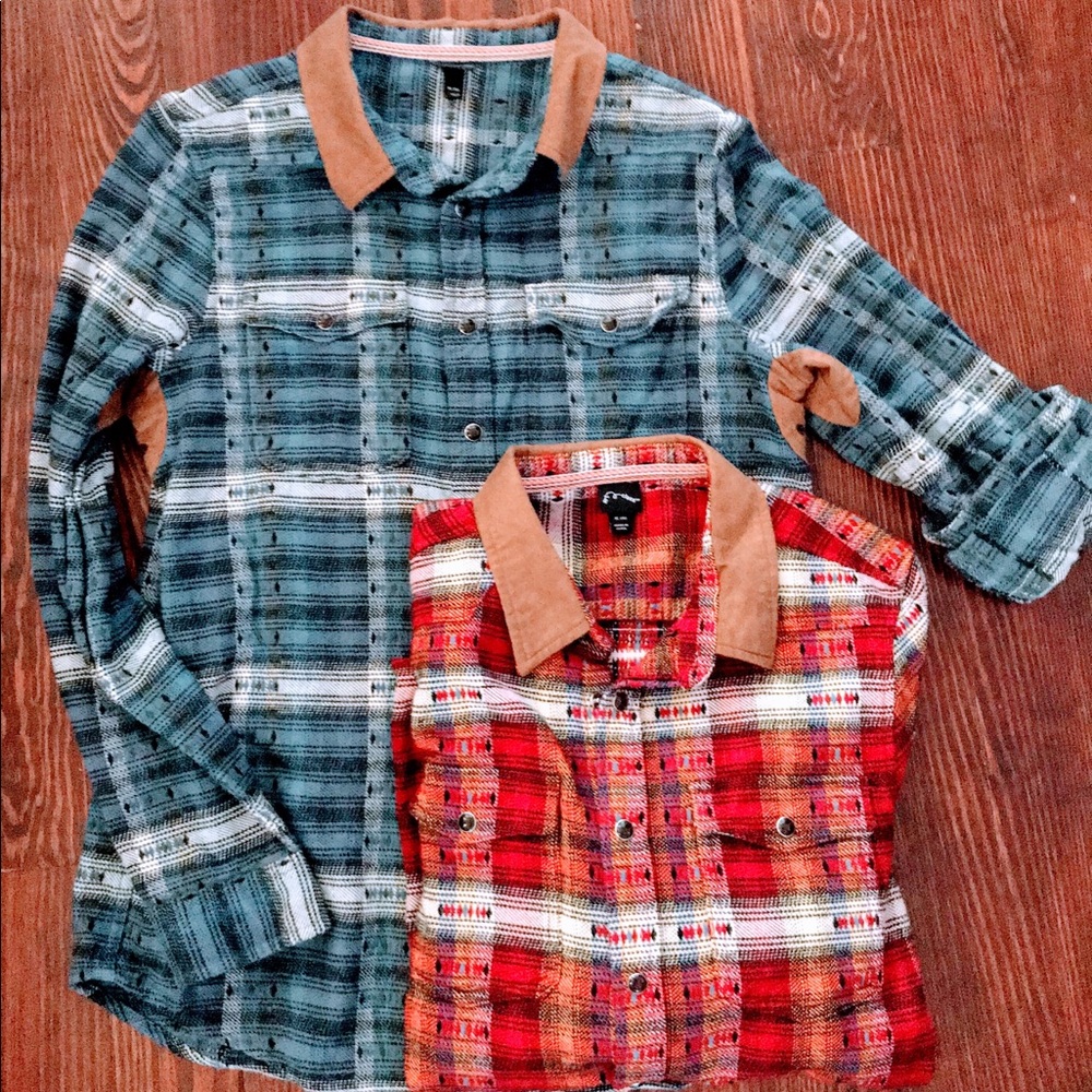 Unisex Kid Flannels Art Class Size M.